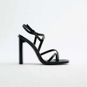 BLACK ZARA HEELS 36